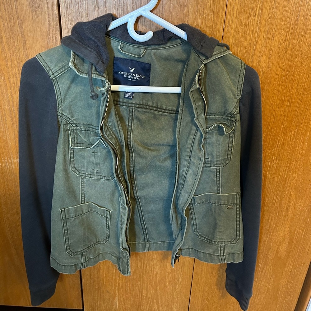 American eagle jacket/hoddie
